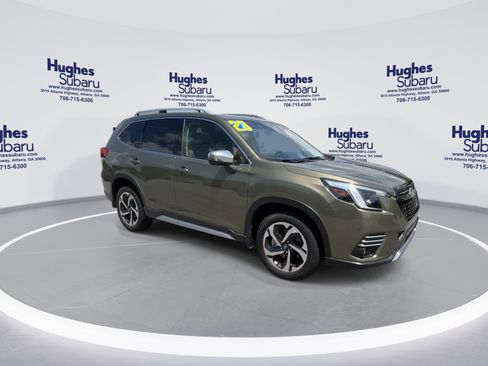 Used 2023 Subaru Forester Touring w/ Popular Package #3 AWD/4WD image 3