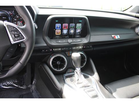 Used 2016 Chevrolet Camaro SS RWD image 25