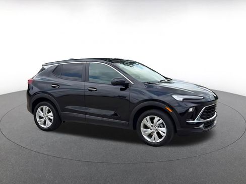 Used 2025 Buick Encore GX Preferred AWD/4WD image 2