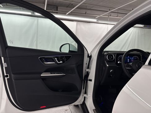 Certified 2026 Mercedes-Benz GLC 300 image 14