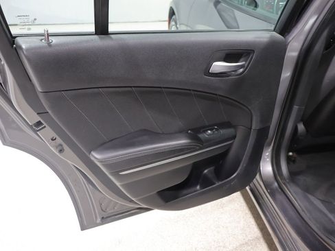 Used 2016 Dodge Charger SXT AWD/4WD image 19