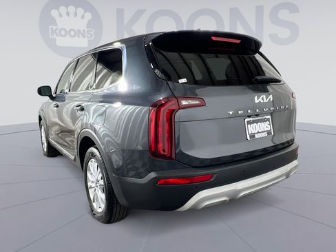 Used 2022 Kia Telluride LX image 4