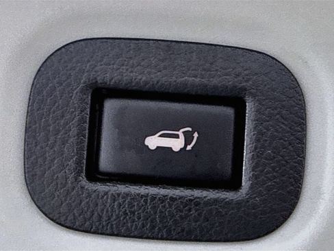 Certified 2020 Nissan Rogue SV AWD/4WD image 29