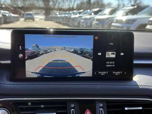 Used 2023 Genesis G70 2.0T image 24