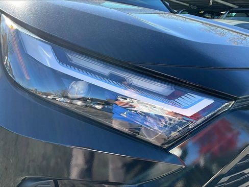 Used 2025 Toyota RAV4 XLE image 26