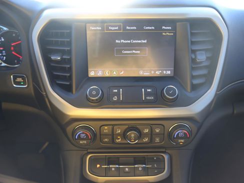 Used 2021 GMC Acadia Denali image 14