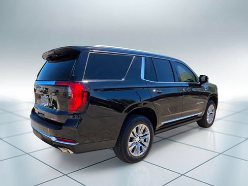 Used 2026 GMC Yukon Denali w/ Sun & Power Step Package AWD/4WD image 5