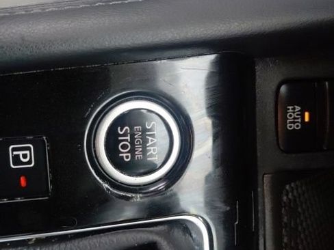Used 2023 Nissan Kicks SV w/ Interior Electronics Package FWD image 17
