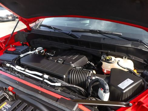 Used 2020 Chevrolet Silverado 1500 LT RWD image 13