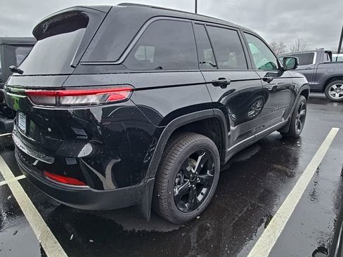 New 2026 Jeep Grand Cherokee Limited w/ Limited Altitude Package image 4
