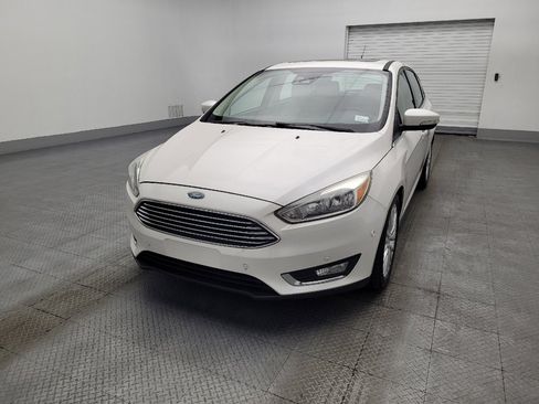 Used 2018 Ford Focus Titanium w/ Titanium Technology Package image 15