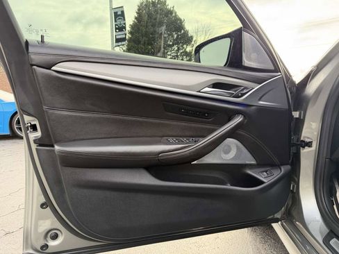 Used 2020 BMW M5 w/ Executive Package image 34