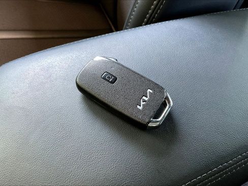 Used 2023 Kia K5 GT-Line w/ GT-Line Premium Package FWD image 32