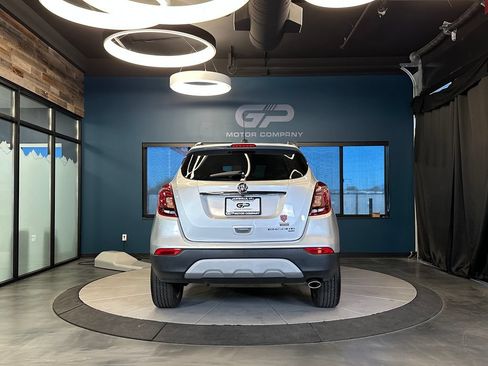 Used 2021 Buick Encore Preferred w/ Safety Package AWD/4WD image 4