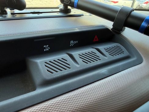 Used 2024 Ford Bronco Outer Banks AWD/4WD image 48