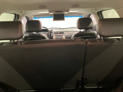 Used 2010 Chevrolet Tahoe LT w/ Luxury Package AWD/4WD image 43