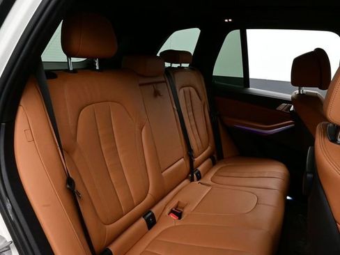 Used 2021 BMW X5 M50i w/ Premium Package image 14