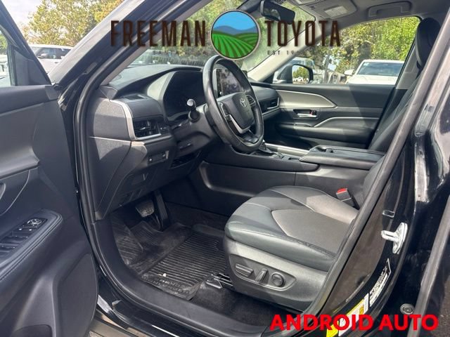 Used 2024 Toyota Grand Highlander AWD image 7