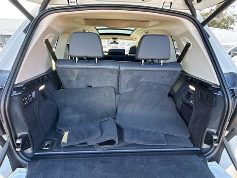 Used 2021 BMW X7 xDrive40i w/ Premium Package image 30