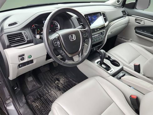 Used 2017 Honda Pilot EX-L image 18