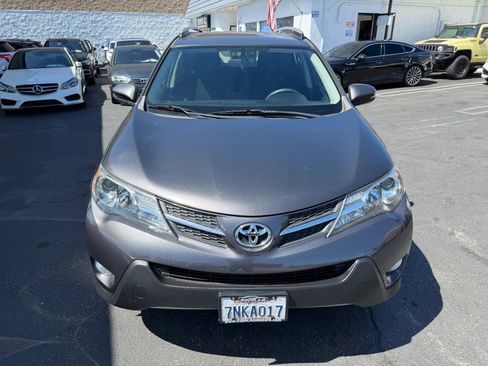 Used 2015 Toyota RAV4 XLE FWD image 7