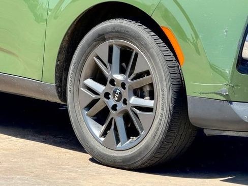 Used 2021 Kia Soul EX FWD image 5