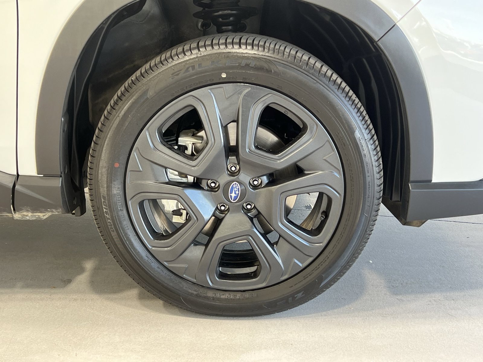 Certified 2025 Subaru Ascent Bronze Edition AWD/4WD image 10
