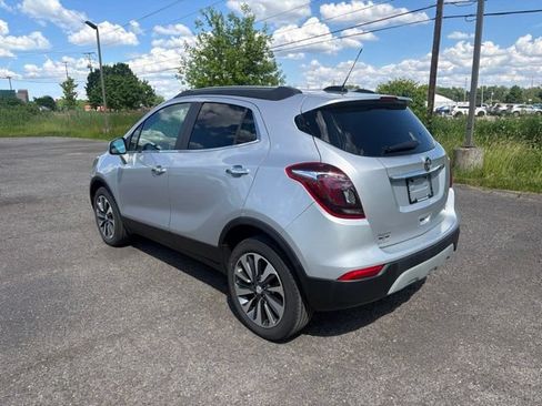 Used 2022 Buick Encore Preferred w/ Safety Package AWD/4WD image 3