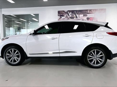 Used 2022 Acura RDX AWD w/ Technology Package image 3