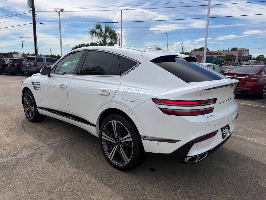 Used 2025 Genesis GV80 3.5T e-SC AWD/4WD image 3