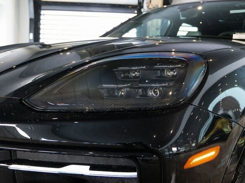 New 2026 Porsche Cayenne S image 14
