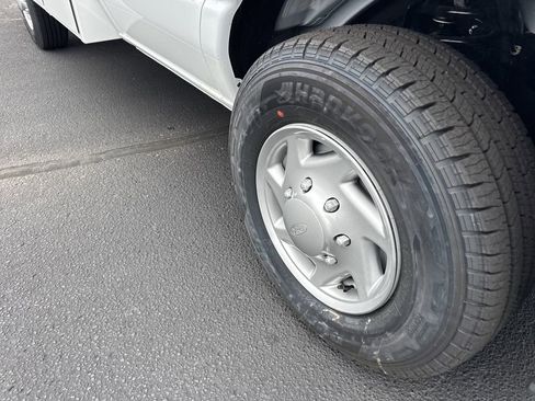 New 2026 Ford E-350 and Econoline 350 Super Duty w/ Power Equipment Group image 9