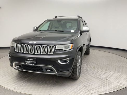 Used 2018 Jeep Grand Cherokee Overland AWD/4WD image 7