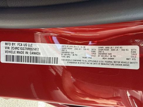 New 2027 Chrysler Pacifica Limited FWD image 38