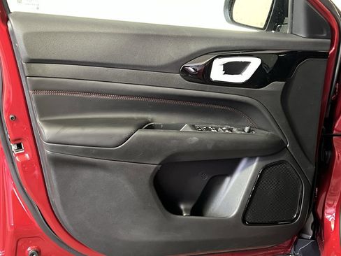 New 2026 Jeep Compass Trailhawk image 10