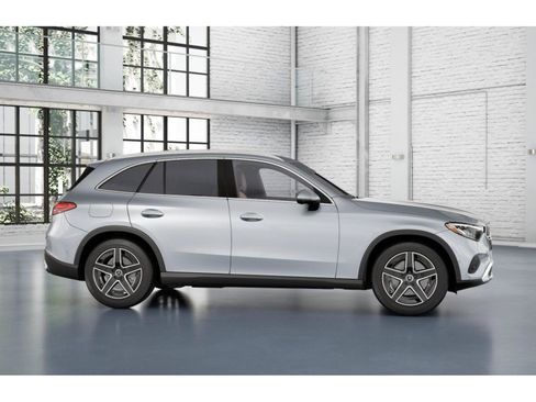 Used 2026 Mercedes-Benz GLC 300 4MATIC image 15