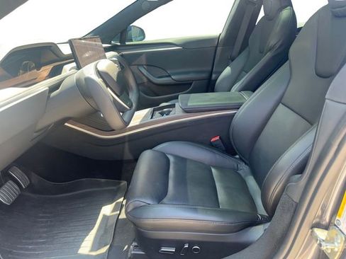 Used 2022 Tesla Model S image 5