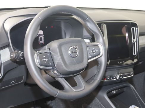 Used 2026 Volvo XC40 B5 Plus AWD/4WD image 6