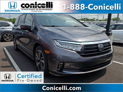 Certified 2024 Honda Odyssey Touring image 1