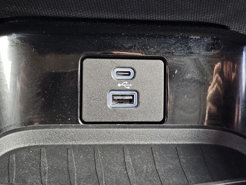 Used 2023 Ford Mustang Mach-E Select RWD image 11