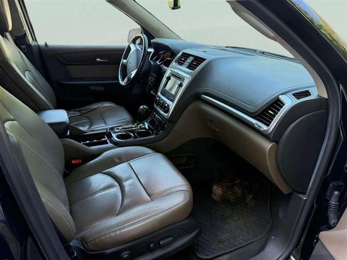 Used 2017 GMC Acadia Limited SLT AWD/4WD image 19