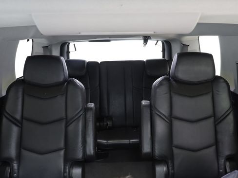 Used 2020 Cadillac Escalade Premium Luxury AWD/4WD image 15