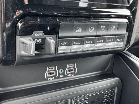 New 2026 RAM 2500 Big Horn AWD/4WD image 37