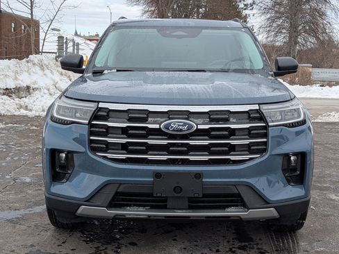 New 2026 Ford Explorer Active image 9
