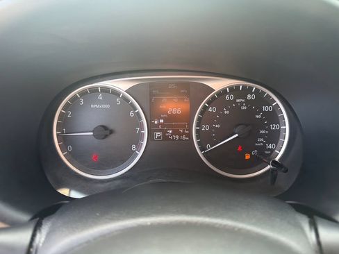Certified 2022 Nissan Kicks S FWD image 18