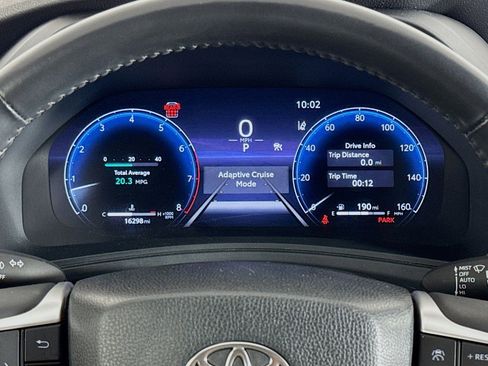Used 2024 Toyota Grand Highlander FWD image 19