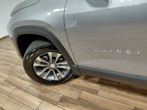 Used 2026 Chevrolet Equinox LT FWD image 13