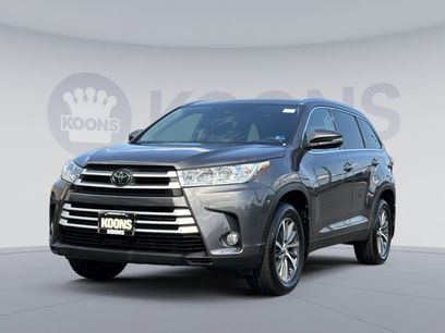 Used 2019 Toyota Highlander XLE