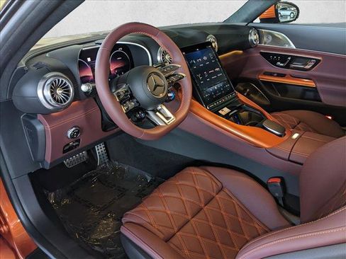 Used 2024 Mercedes-Benz SL 63 AMG 4MATIC image 3