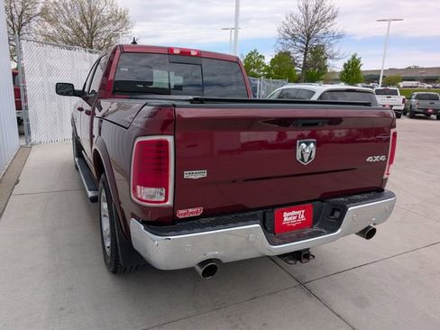Used 2017 RAM 1500 Laramie w/ Convenience Group AWD/4WD image 30